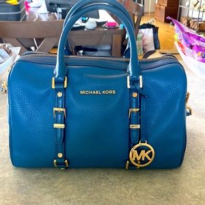 Beautiful blue Michael Kors satchel handbag!